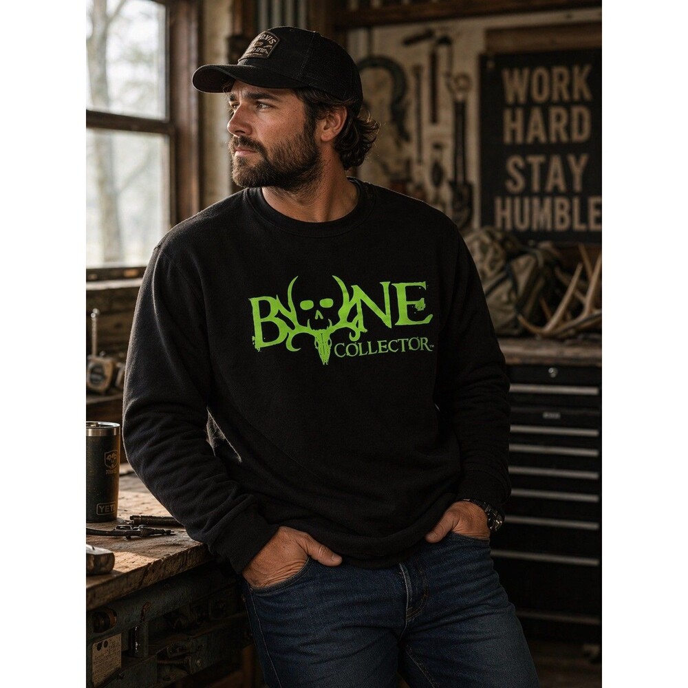 Bone Collector Sweatshirt Mens XL Black Deer Skull Hunting Graphic Crewneck